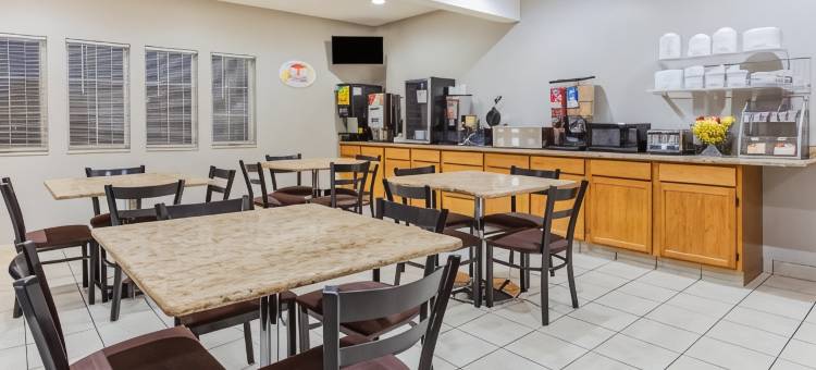 爱荷华瀑布速8酒店(Super 8 by Wyndham Iowa Falls)图片