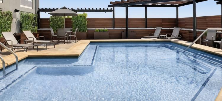 纳什维尔万枫套房酒店，靠近范德比尔特(Fairfield Inn & Suites Nashville Near Vanderbilt)图片