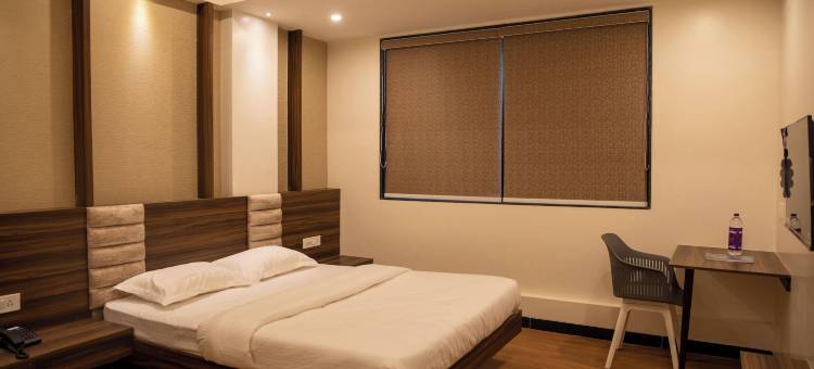 拉杰住宿酒店(Hotel Raj Lodging &Boarding)图片