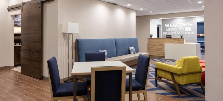 希尔顿欢朋酒店-城堡石(Hampton Inn Castle Rock)图片