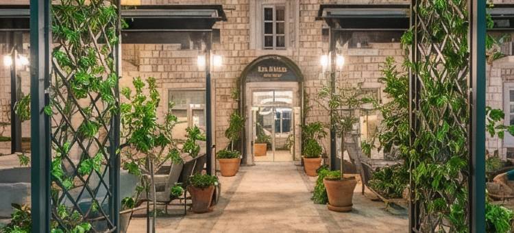 里瓦赫瓦尔游艇海港酒店(Riva Marina Hvar Hotel)图片