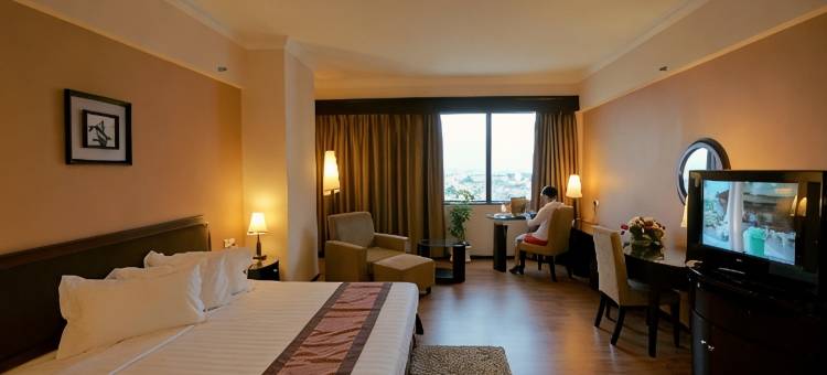 新山晶冠酒店(Crystal Crown Hotel JB)图片