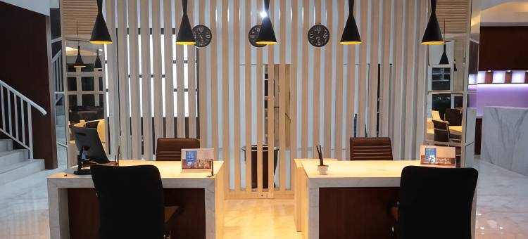 Grand Nur Boutique Hotel Watampone图片