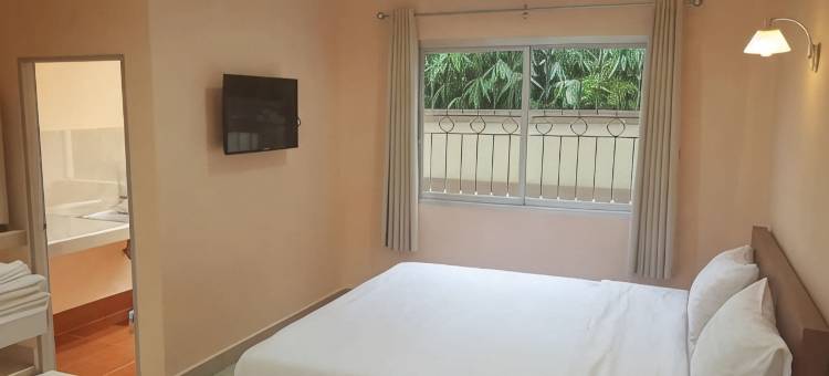拉廊吉拉欣公寓(Jirasin Hotel & Apartment)图片