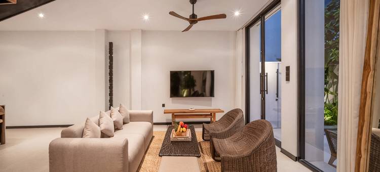 Lily 11 - Pererenan 热带两卧室泳池别墅(Lily 11 - Tropical 2BR Pool Villa in Pererenan)图片