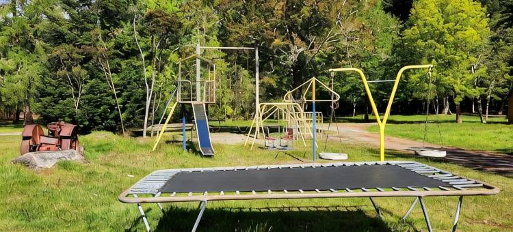 玛纳普里假日公园(Manapouri Holiday Park)图片