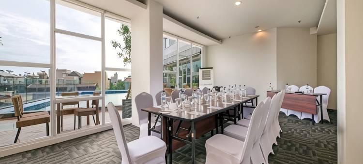 望加锡哈沙努汀维姿普莱姆酒店(Whiz Prime Hotel Hasanuddin Makassar)图片
