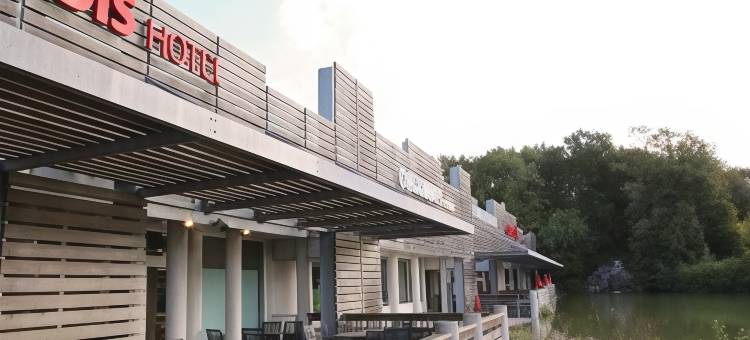 宜必思 Bourg Jasseron Teyssonge 酒店(Ibis Bourg Jasseron/Teyssonge)图片
