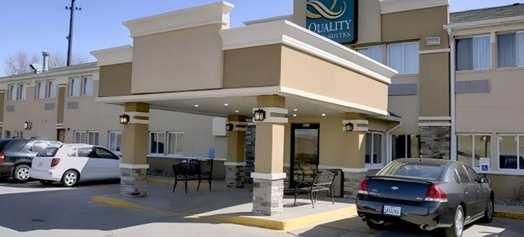 德梅因机场品质酒店及套房(Quality Inn & Suites des Moines Airport)图片