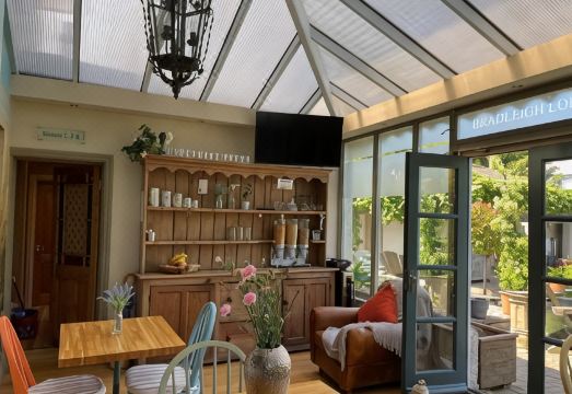 Bradleigh Lodge Hotel Overview