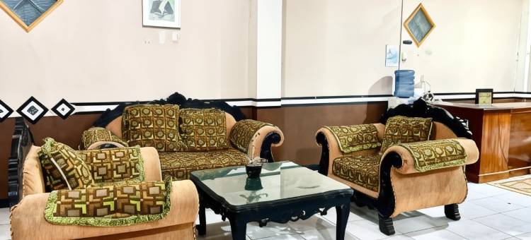 红门酒店@胡尼拉雅布罗莫酒店(RedDoorz @ Hotel Huni Raya Bromo)图片