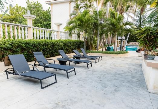 The MT Hotel Plaza BrisasHotel Overview