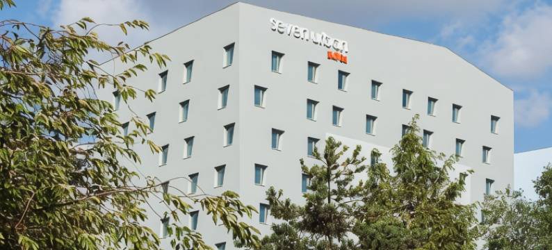 南特中心7号城市套房酒店(Seven Urban Suites Nantes Centre)图片