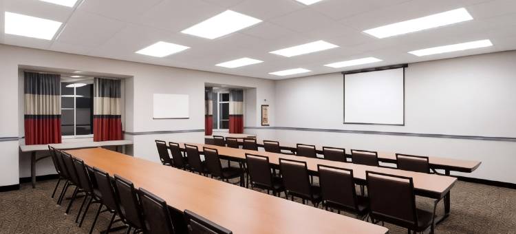 莱迪莱克-村庄麦客达套房酒店(Microtel Inn & Suites by Wyndham Lady Lake/The Villages)图片