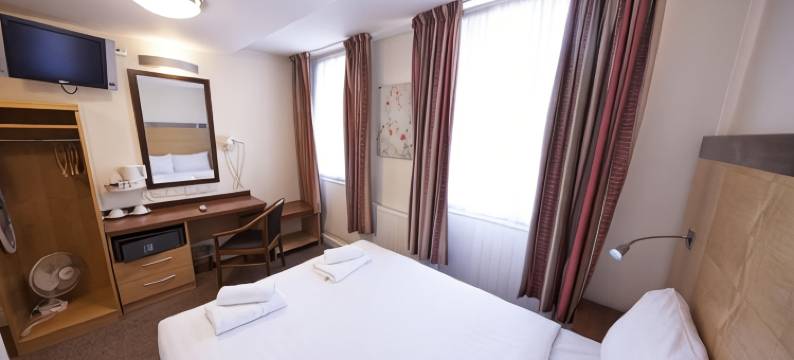 奥瓦贝尔格雷夫酒店(Maiden Oval)图片