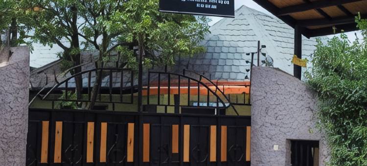 阿鲁沙长颈鹿山林小屋(Arusha Giraffe Lodge)图片