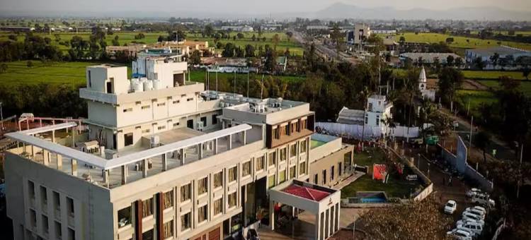 位于伊塔尔西的1卧室公寓-平方米|带1个独立浴室(The Aanandam Hotel Resort)图片