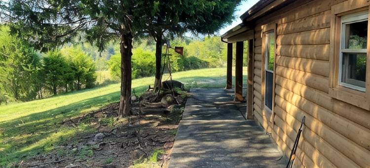 肖尼国家森林带空调迷人农家乐-三卧室(Charming farmhouse with AC in Shawnee National Forest- 3 bedrooms)图片