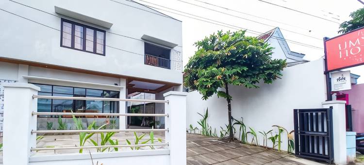 RedDoorz Plus Syariah at Umyas Hotel Near Terminal Anjuk Ladang Nganjuk图片