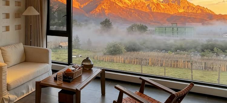MU暮景·观景别院(四姑娘山景区店)图片