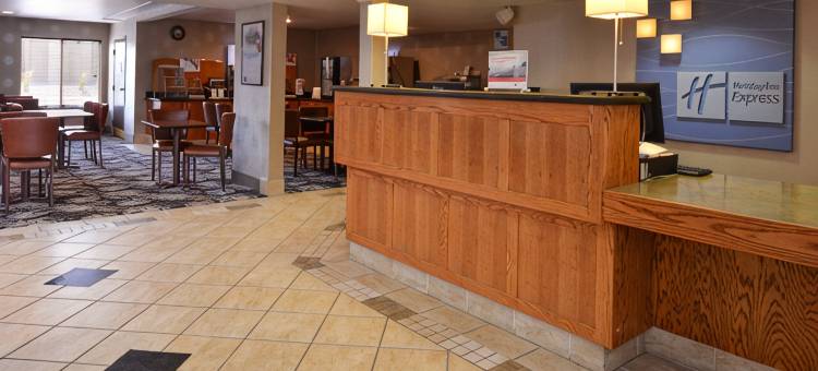 Holiday Inn Express 拉洪塔(Holiday Inn Express LA JUNTA by IHG)图片