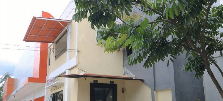 龙目彩虹之家酒店(Pelangi House Lombok)图片