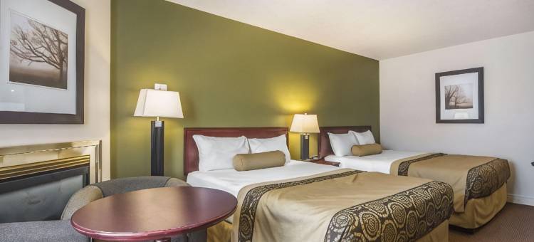 伊克诺海莱科尔套房旅馆(Econo Lodge Inn & Suites High Level)图片
