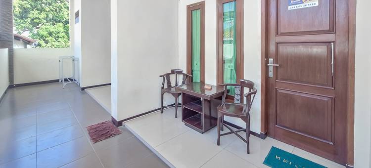 RedDoorz Syariah at Hotel Adi Sederhana near Stasiun Jatibarang图片