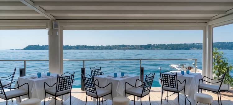 金海滩酒店 - 加尔达湖精选酒店(Hotel Spiaggia d'Oro - Charme & Boutique - Garda Lake Collection)图片
