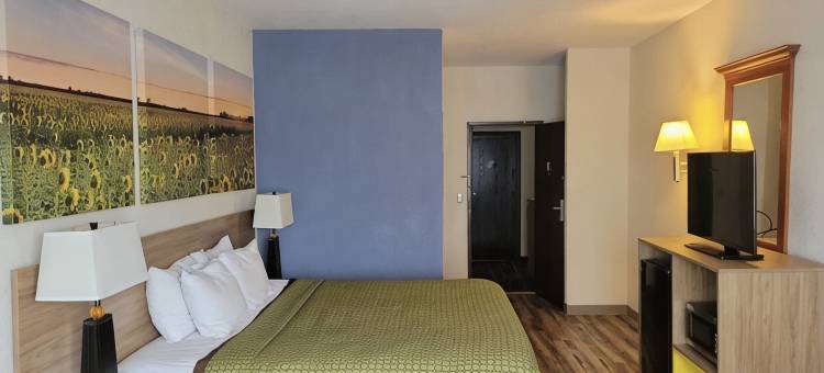 托皮卡戴斯酒店(Days Inn by Wyndham Topeka)图片