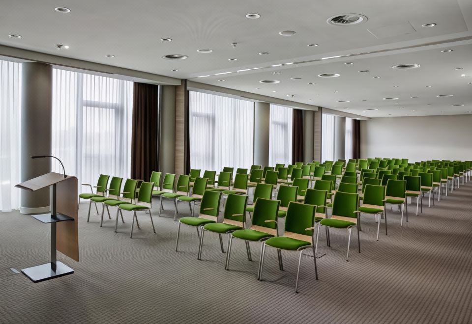IntercityHotel Paderborn Hotel Overview