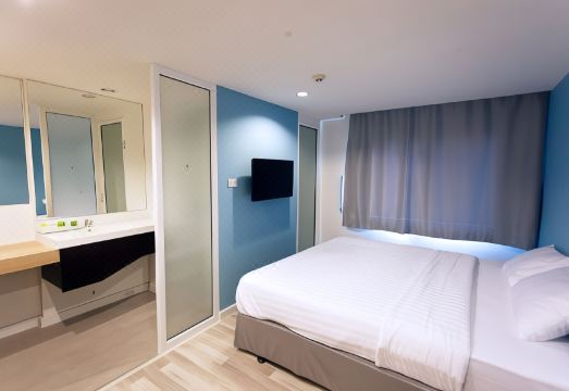 Nantra Ploenchit Hotel Hotel Overview