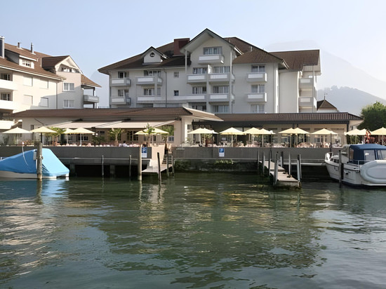 温克里德湖畔酒店