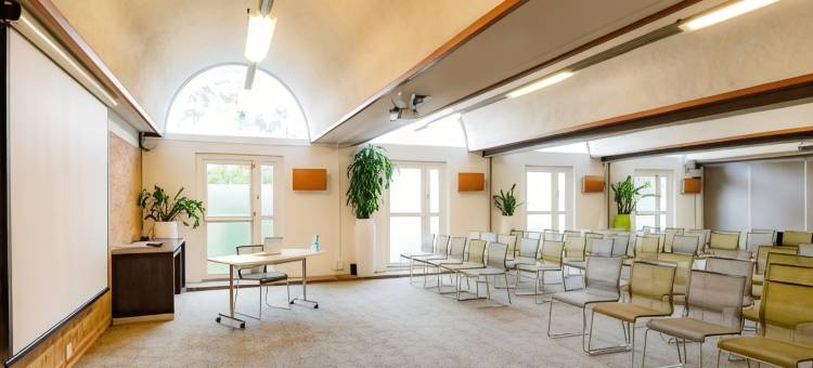 瓦朗谢讷机场诺富特酒店(Novotel Valenciennes)图片