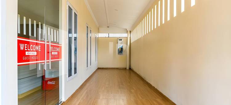 亚当马利克宾馆-靠近丽嘉ICC棉兰-米特拉红门酒店(Adam Malik Guesthouse Near Regale ICC Medan Mitra RedDoorz)图片