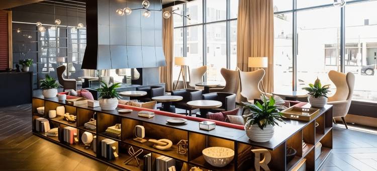 波士顿索莫维尔坎布里亚酒店(Cambria Hotel Boston Somerville)图片