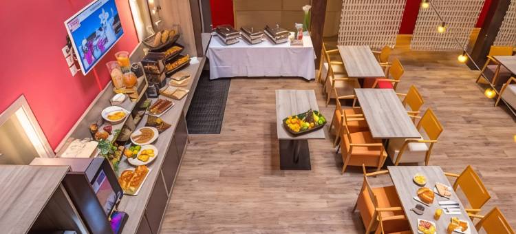 新查尔斯顿索威尔住宅(Sowell Residences New Chastillon)图片