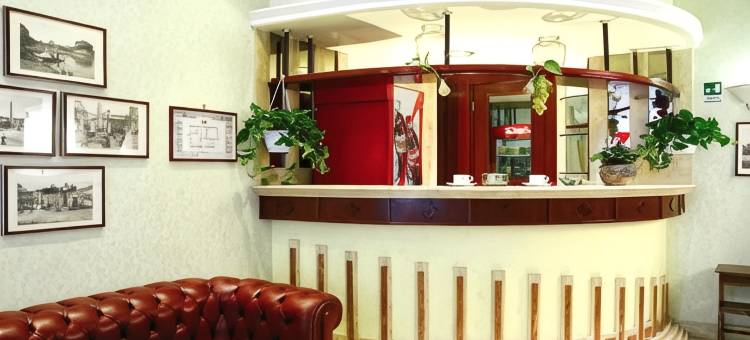 迪娜酒店(Hotel Dina)图片