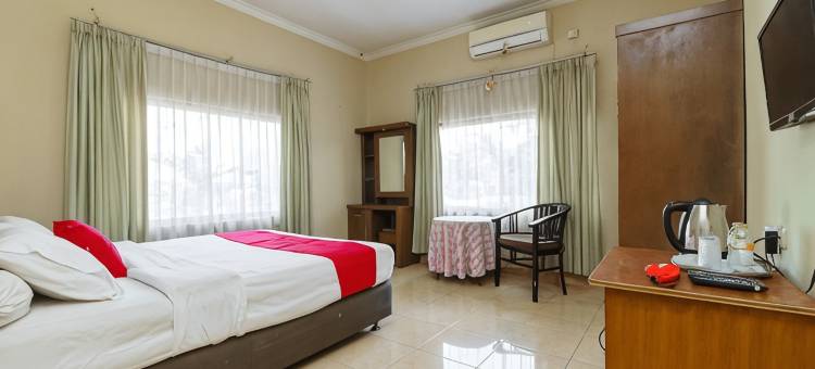 红多兹酒店@林塔斯苏门答腊拉哈特路(RedDoorz @ Jalan Lintas Sumatera Lahat)图片