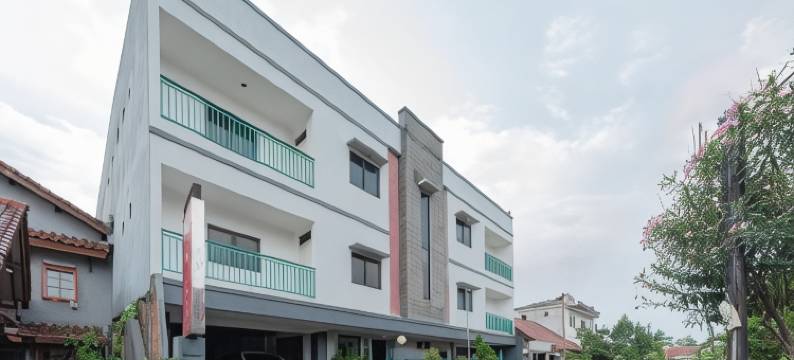 红门精选@Buah Batu(RedDoorz Plus at Buah Batu)图片