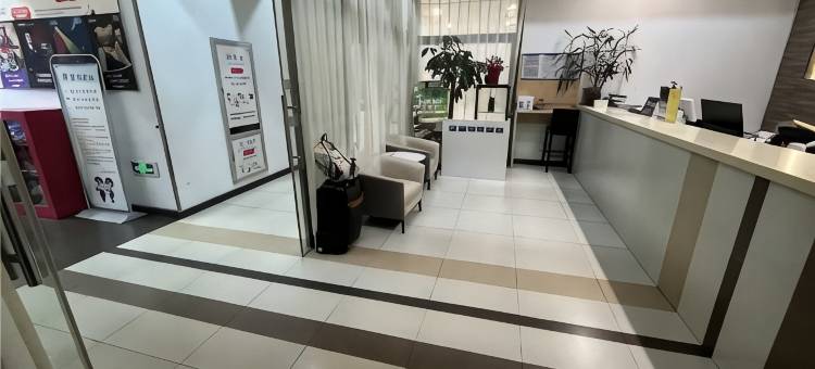 亚信电竞酒店(昆山前进东路国际会展中心店)图片