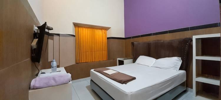 LH101 Guest House Syariah Near Makam Sunan Bonang RedPartner图片