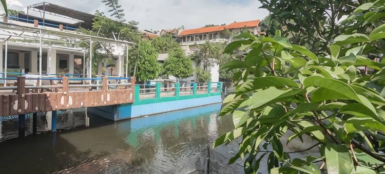 班东乌尔班维尤巴隆BHO别墅(Urbanview Villa Balong Bho Syariah Bandung)图片