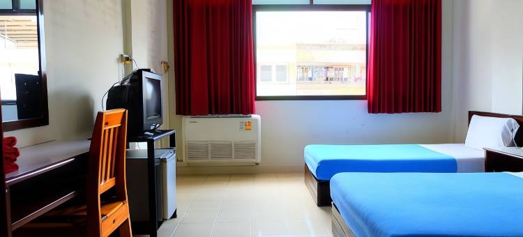 素叻府泰朗光背包客酒店(Thairungruang Backpackers Suratthani)图片