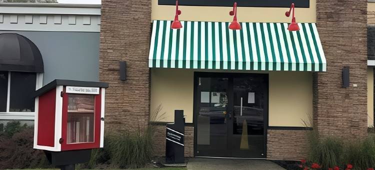 大学区凯隆套房酒店(Clarion Inn & Suites - University Area)图片