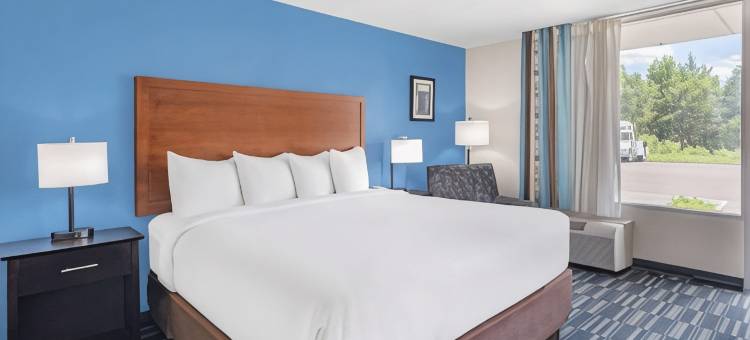 牛津戴斯套房酒店(Days Inn and Suites by Wyndham Oxford)图片