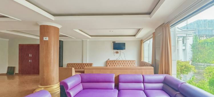 Urbanview Hotel D Calton Sukabumi图片