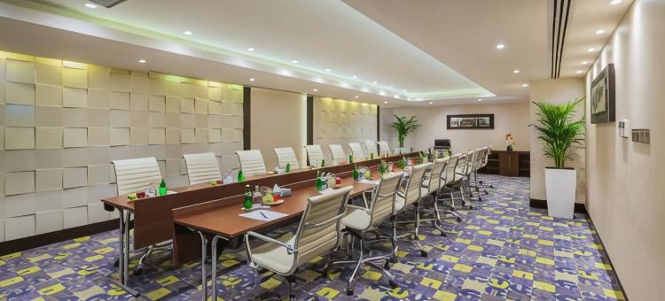 利雅得奥拉亚诺富特全套房酒店(Novotel Suites Riyadh Olaya)图片