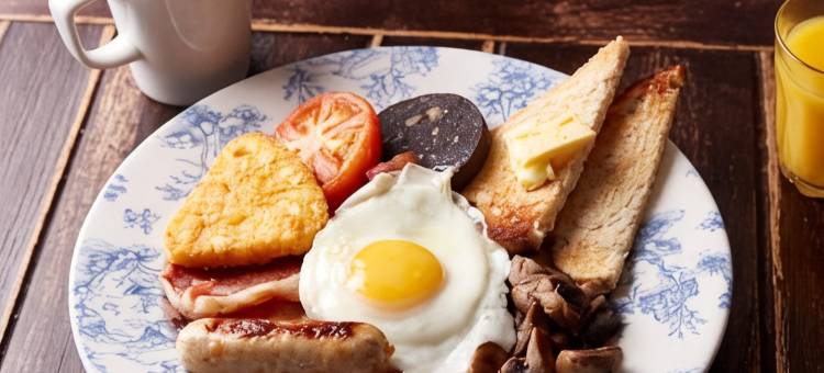 博尔城堡酒店 - 格林国王旅馆(Castle and Ball by Greene King Inns)图片