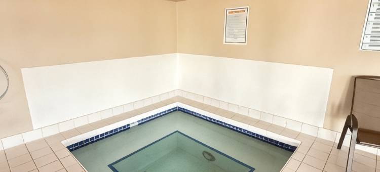 瑞德堡速8酒店(Super 8 by Wyndham Reedsburg)图片